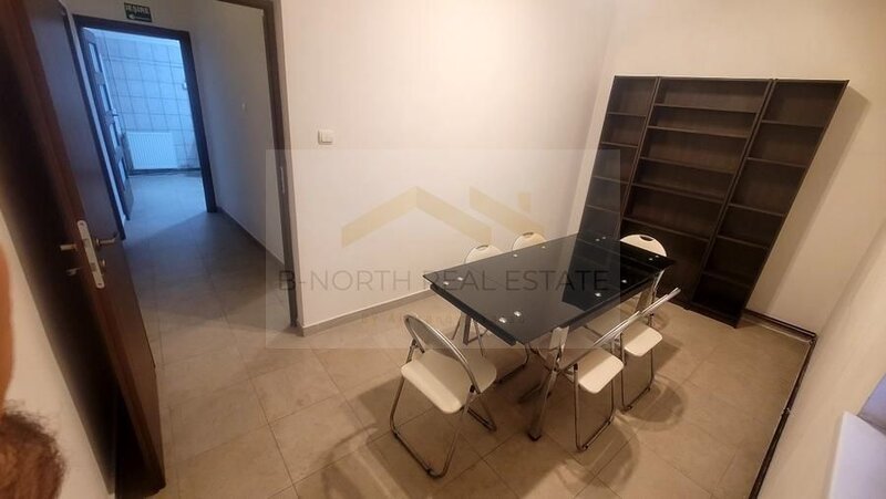 Uranus, birou ultra eficient energetic, in vila P+ 2